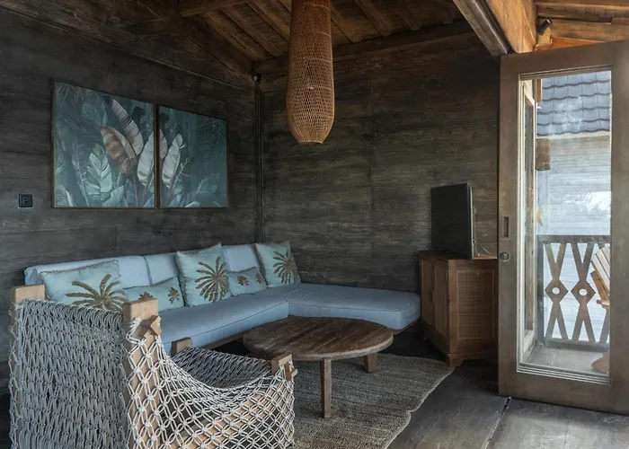 Villa Sunset Wood By Alfred In Bali Nusa Lembongan (Bali)